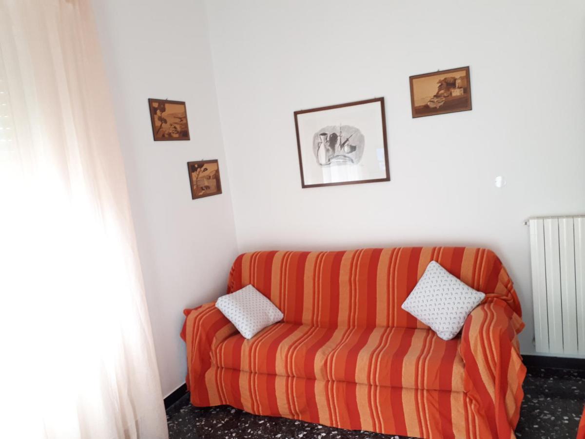 Appartamenti Enrica Moneglia Bagian luar foto