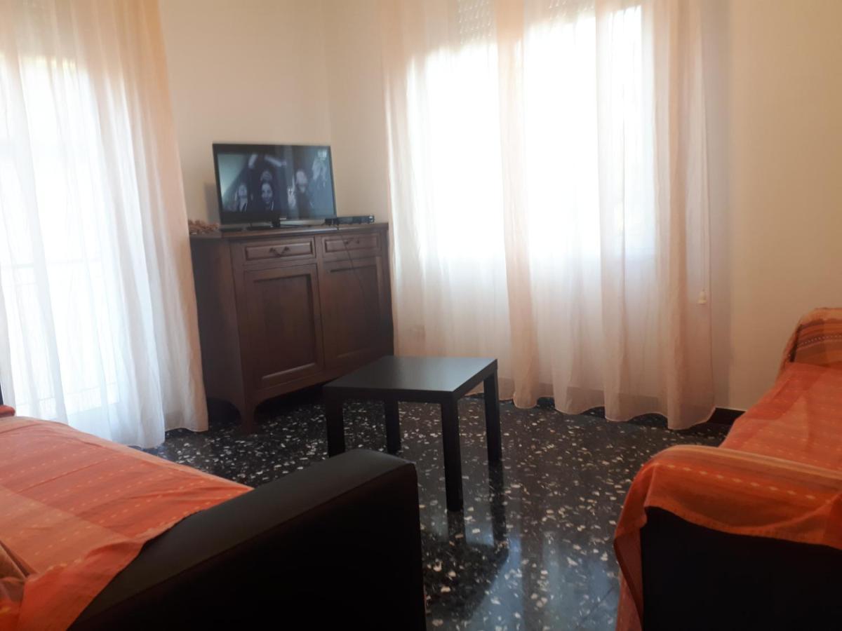 Appartamenti Enrica Moneglia Bagian luar foto