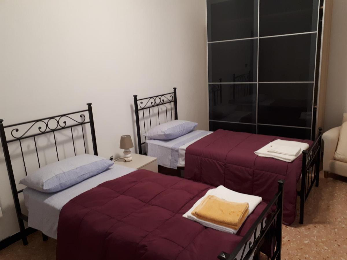 Appartamenti Enrica Moneglia Bagian luar foto
