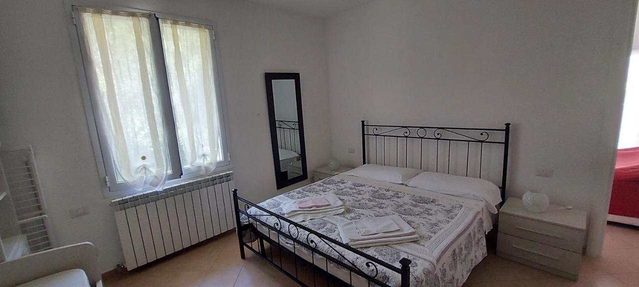 Appartamenti Enrica Moneglia Bagian luar foto