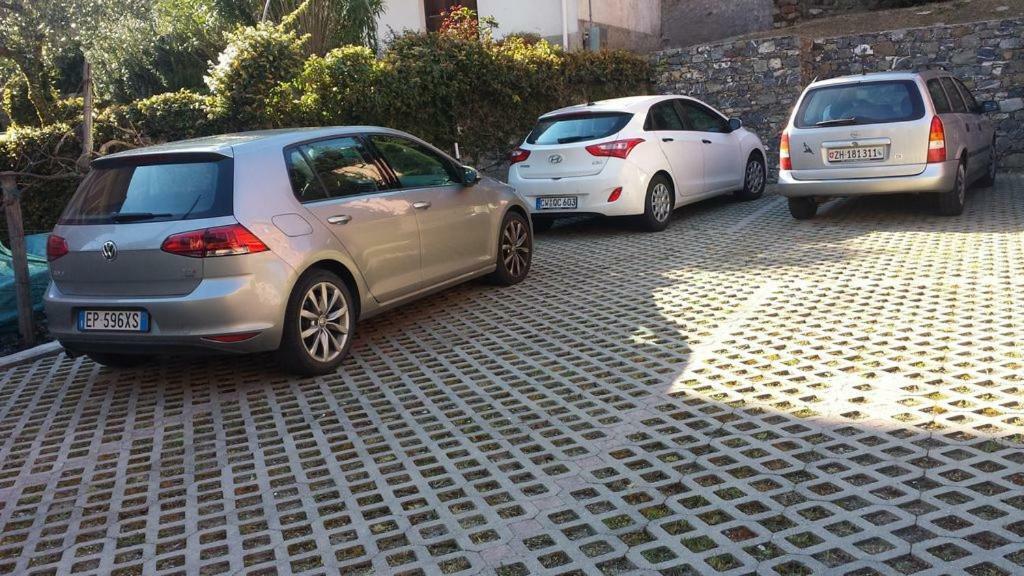 Appartamenti Enrica Moneglia Bagian luar foto